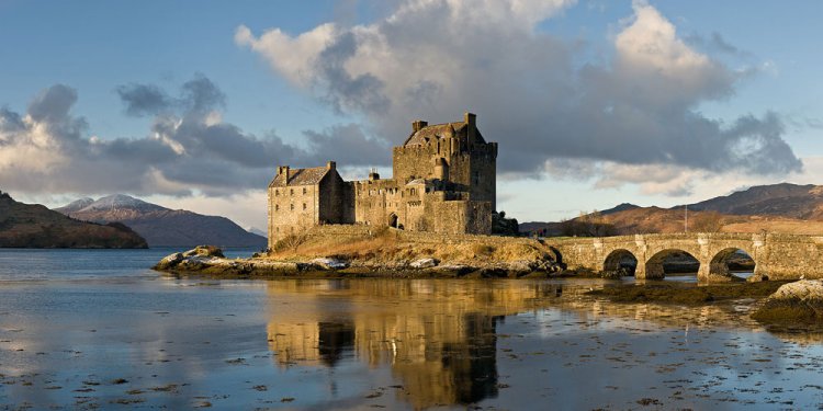 Donan Castle, Scotland, UK