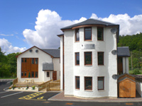 mouse click to View Canalside Apartments accommodation details