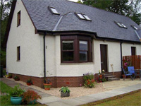 mouse click to look at Laragain Cottage accommodation details